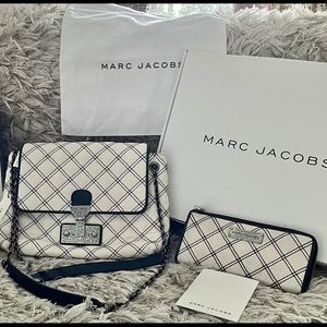 Gorgeous Marc Jacobs “Baroque”bag new with tags *SOLD*
